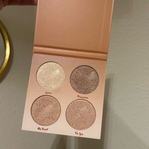 Radiant Glow Highlighter Palette - Gold and Cream Shades